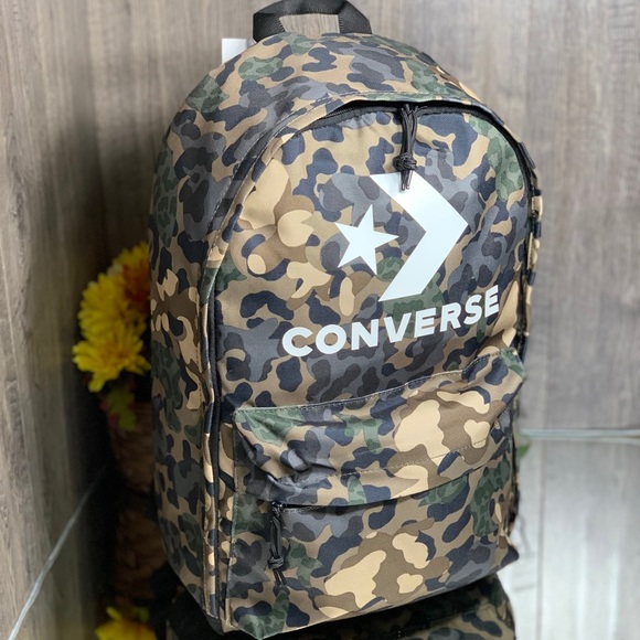 converse camo bag